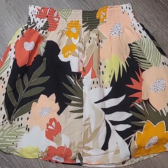 LOFT Botanical Hawaiian Skirt Size M Floral Lined Smocked Waist Mini Women - Picture 5 of 5